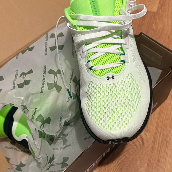 Under Armour Neon Green and White Mesh Running Shoe